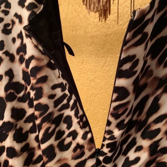 BCBG Leopard Print Jumpsuit, NWT, Size Medium - Picture 9 of 14